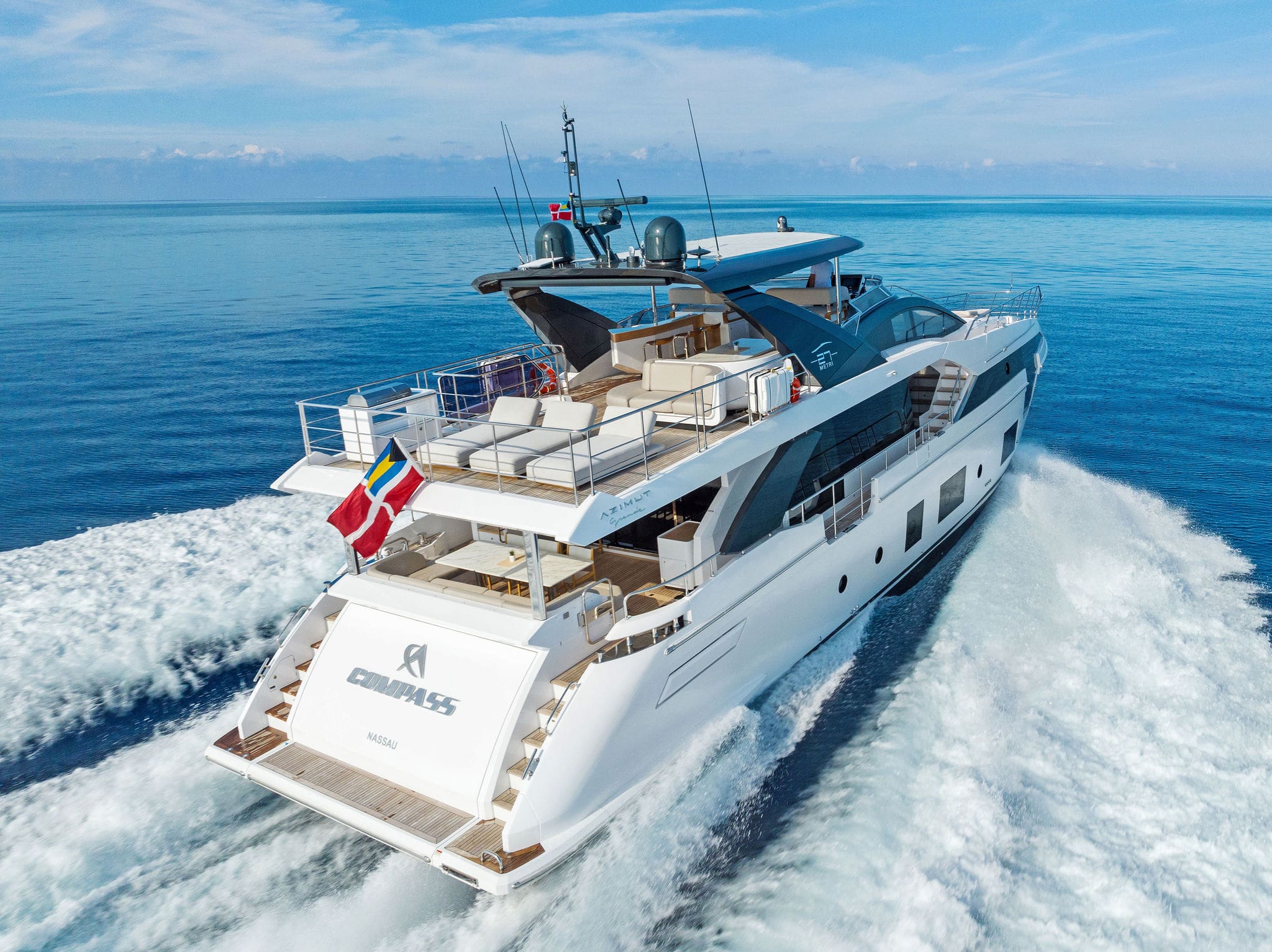Compass Yacht